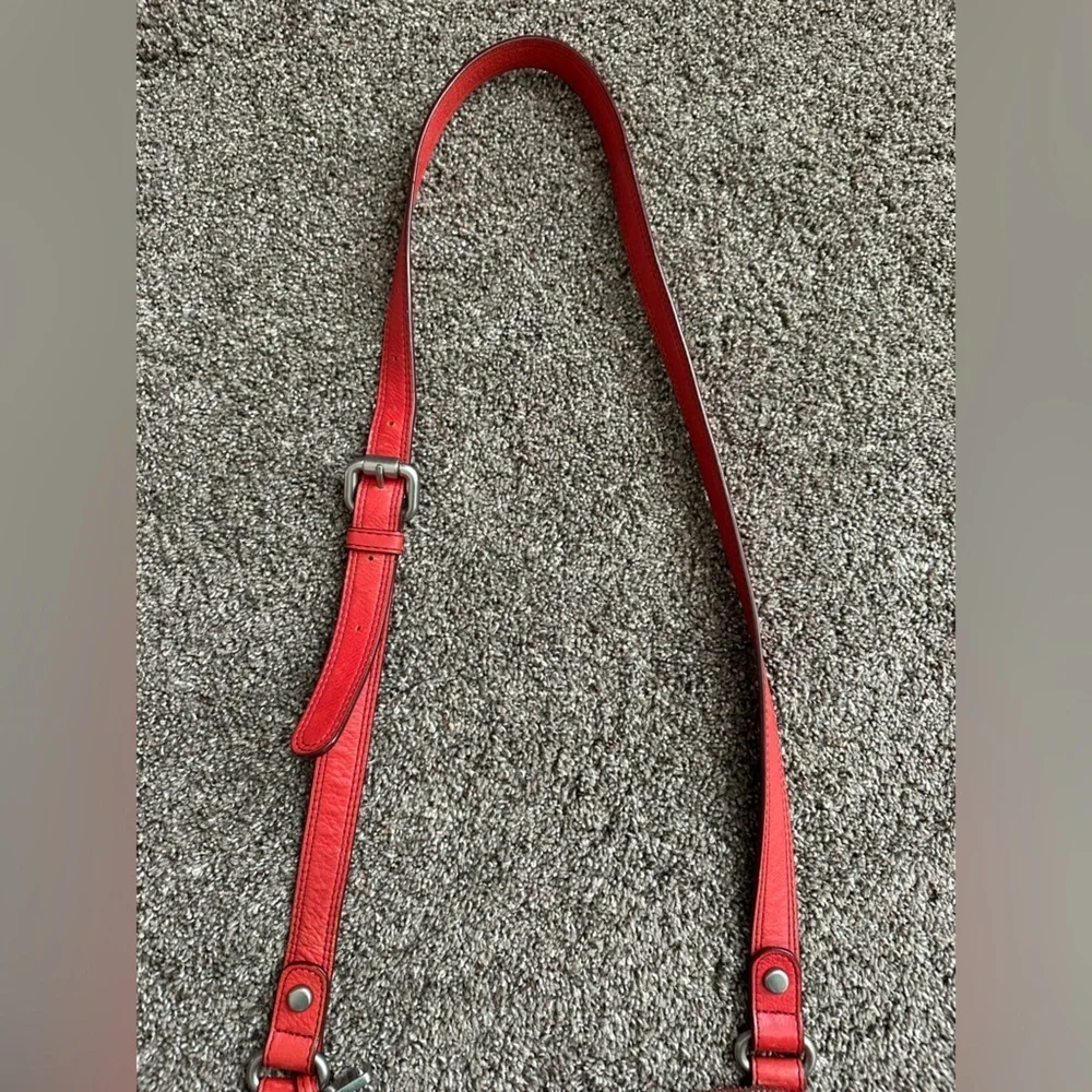 Vintage Fossil Marlow Red Leather Crossbody Bag Turnlock Purse GUC